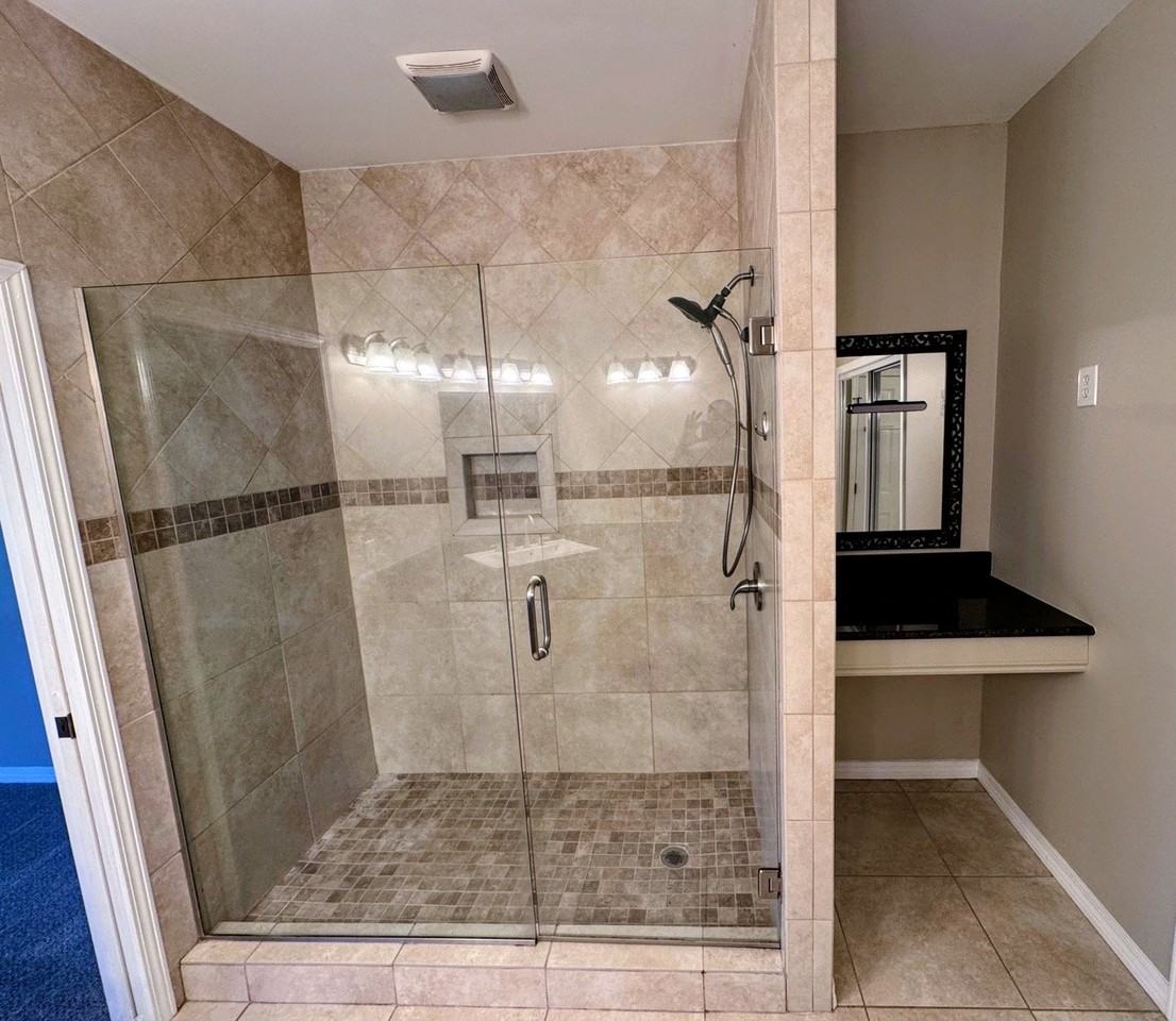 3201 Kingsmill Dr - Photo 6 of 20