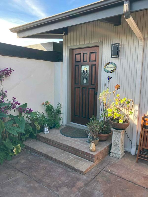 705 Center Ct - Photo 4 of 21