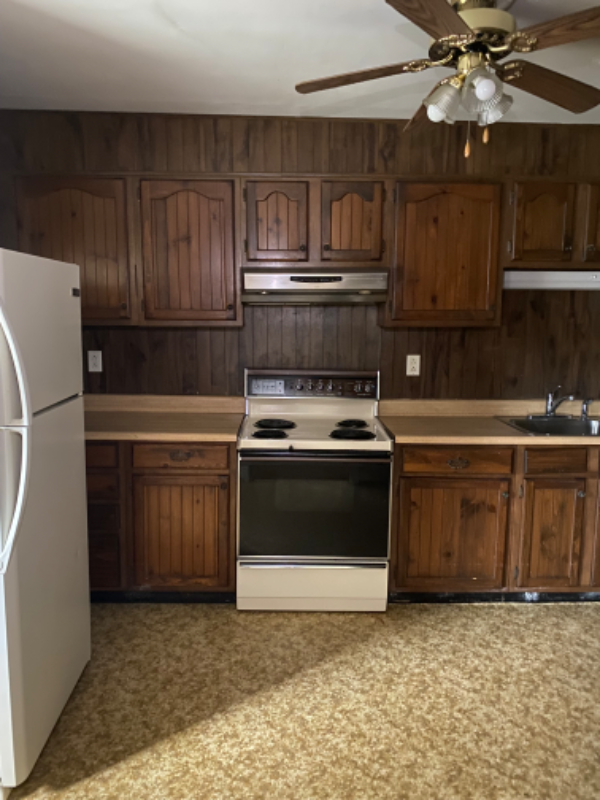 3524 Fremont St - Photo 7 of 10