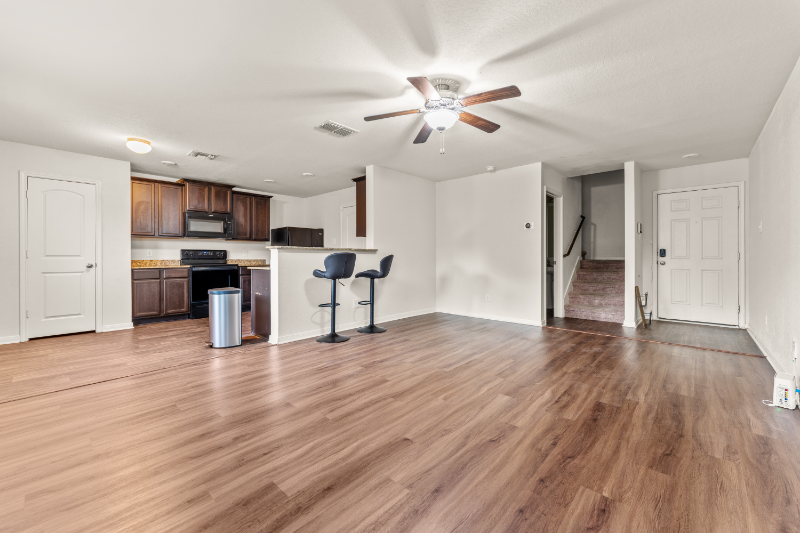 6511 Chevler Pass - Photo 4 of 19