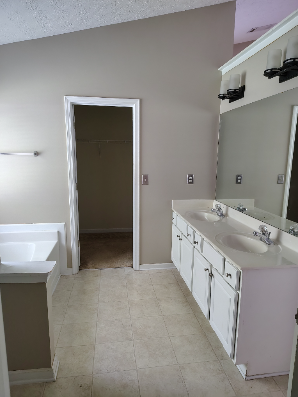 1418 Dulwich Ct - Photo 4 of 17