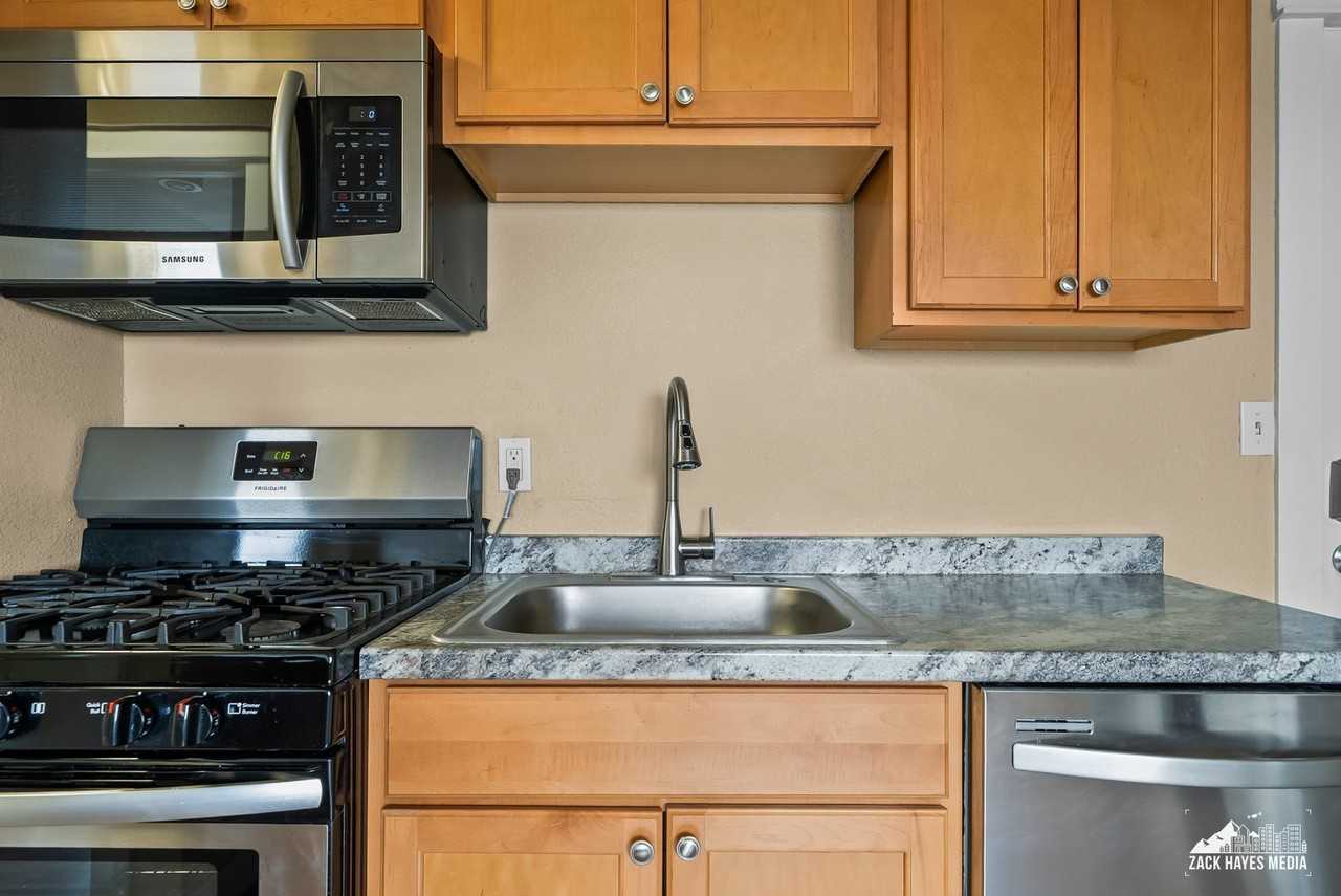 618 Gambell St #11 - Photo 7 of 50