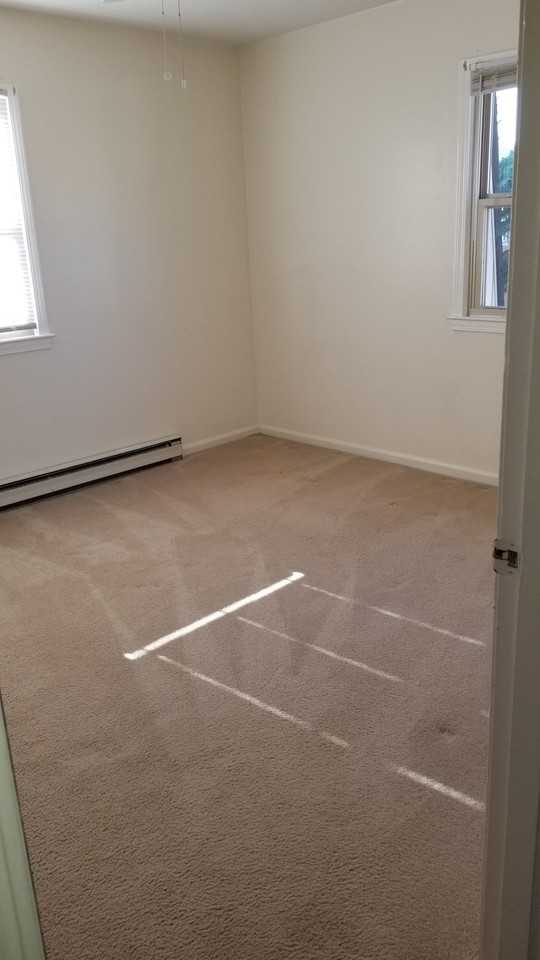 401 S 1st St #2 - Photo 7 of 11