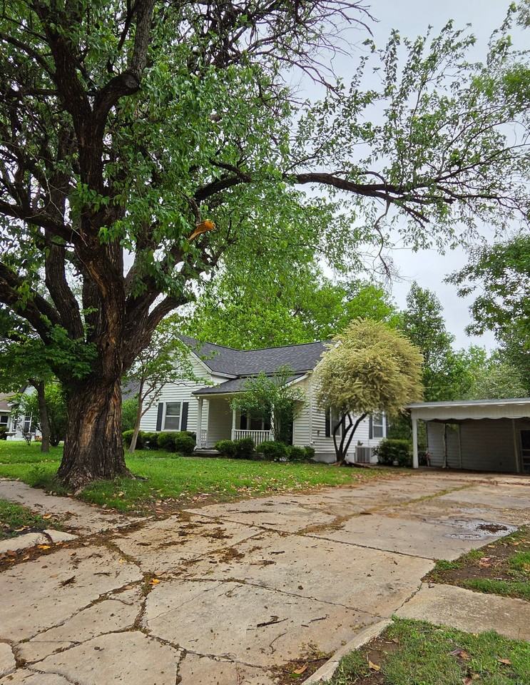 411 E Main St - Photo 2 of 17
