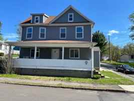 featured image of 79 Washington St