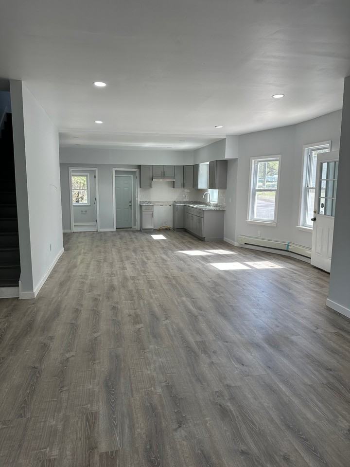 79 Washington St - Photo 5 of 20