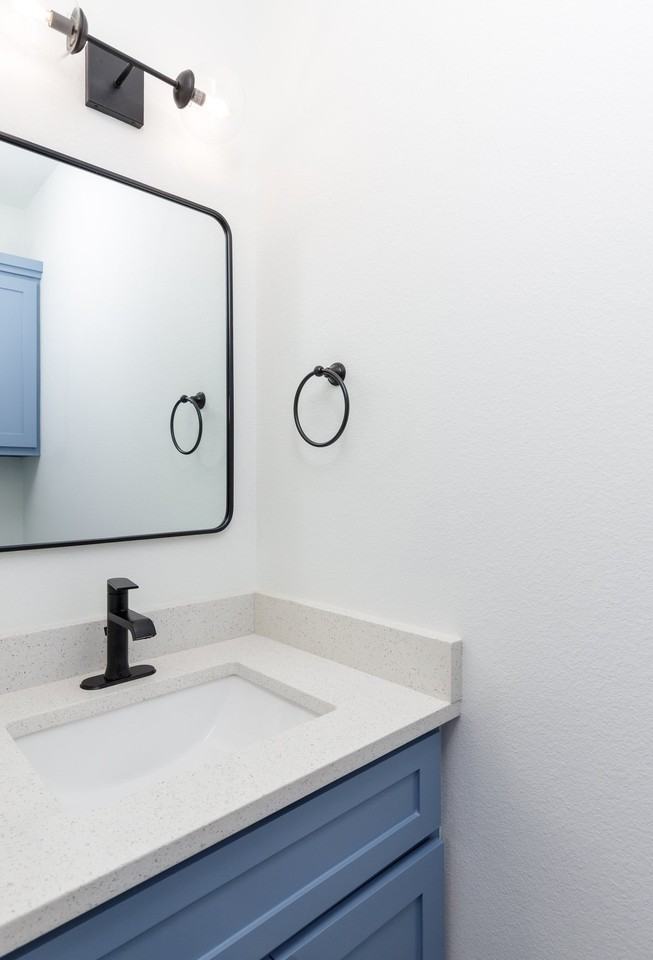 15302 E Chesapeake - Photo 5 of 11