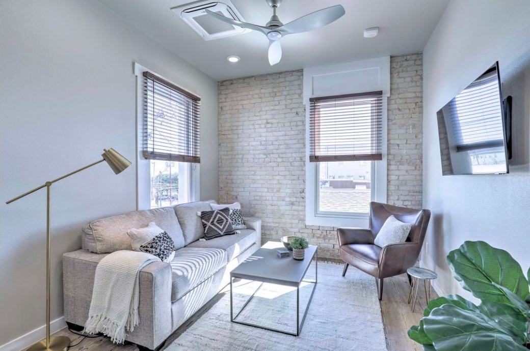 118 N Lbj Dr #202 - Photo 6 of 24
