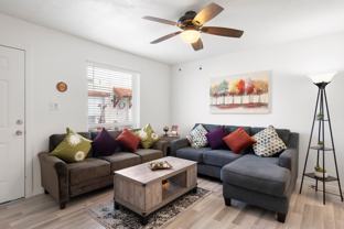 8066 E Oak St - Photo 1 of 1