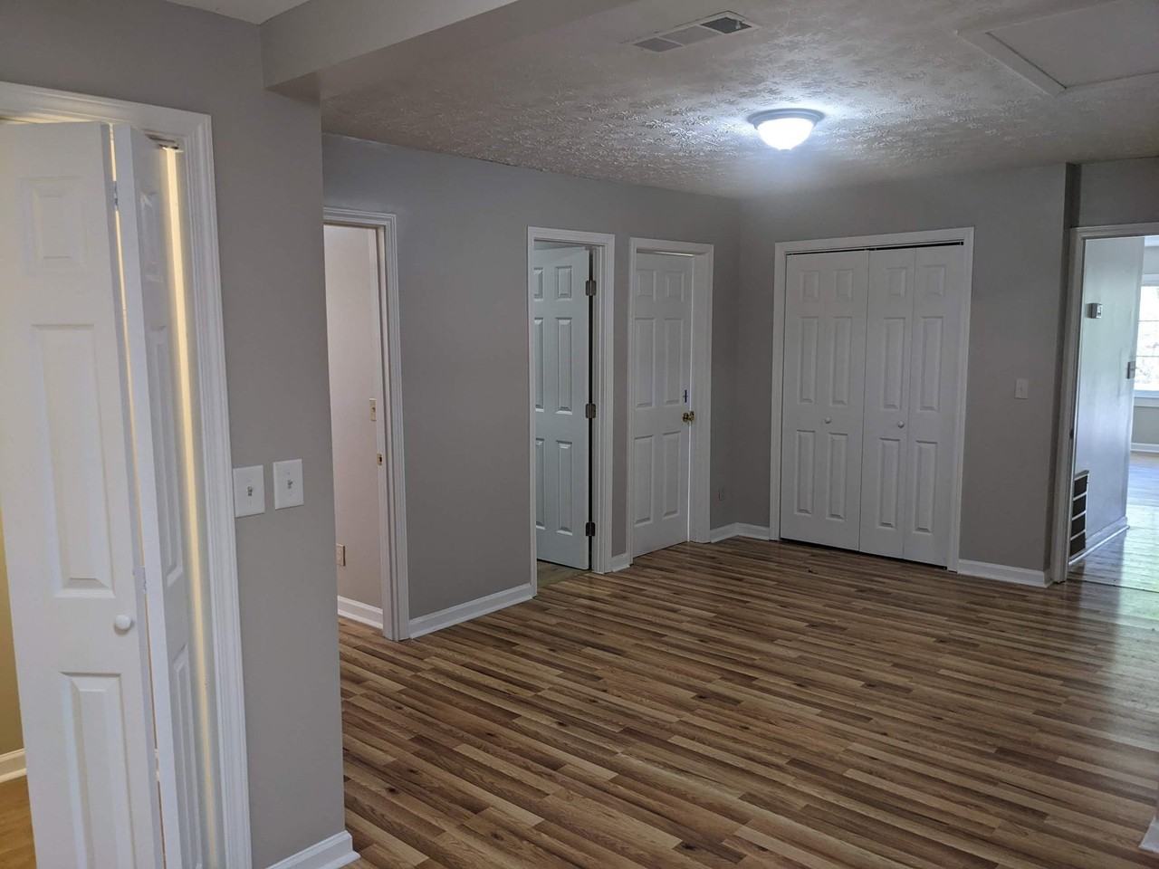 6339B Gaines Ferry Rd - Photo 6 of 16