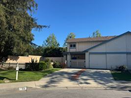 featured image of 140 Spanish Moss Pl