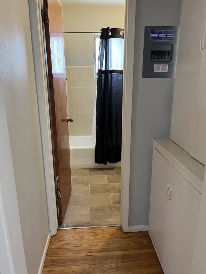 1959 Colonia Pl #1959 - Photo 3 of 6