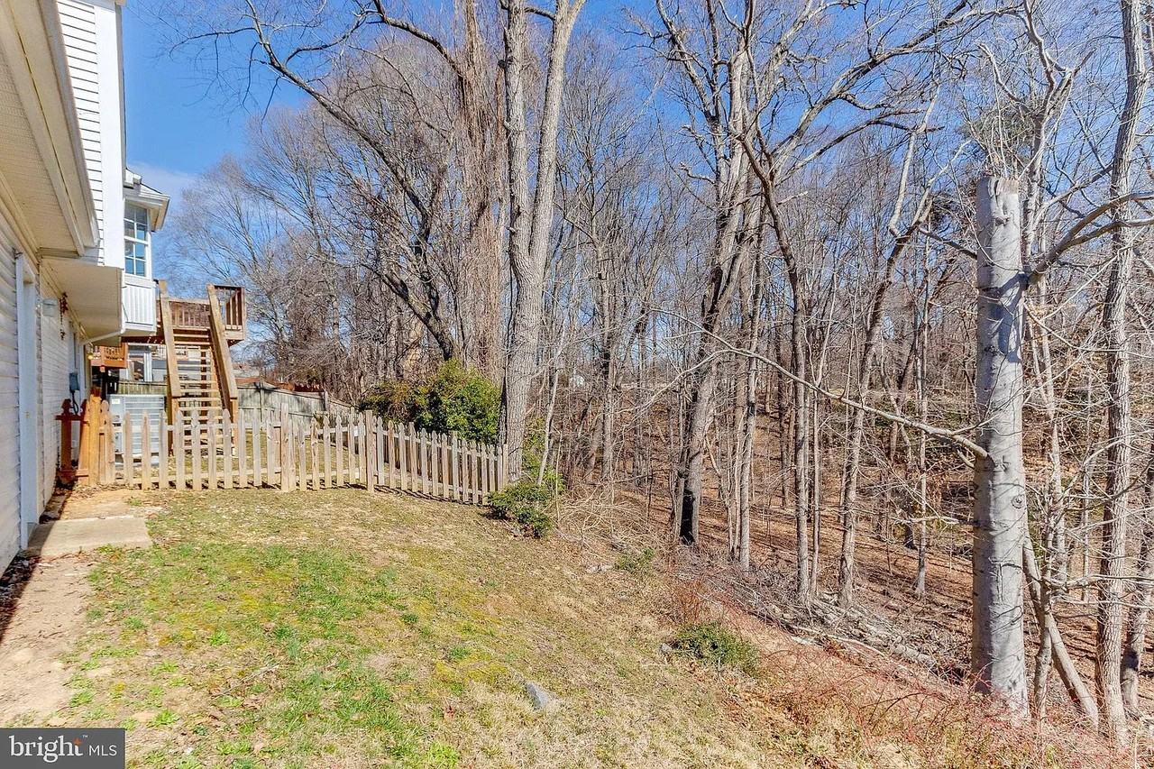 6204 Barrowfield Ct - Photo 4 of 20