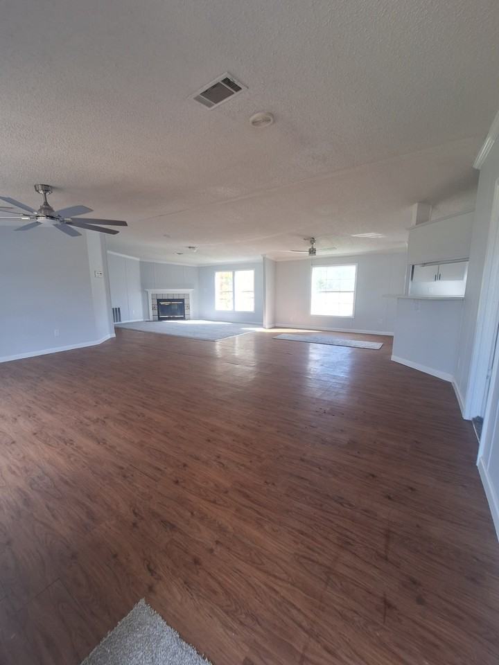 4452 Roundup Dr - Photo 6 of 20