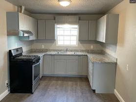 809 Marion St - Photo 1 of 1