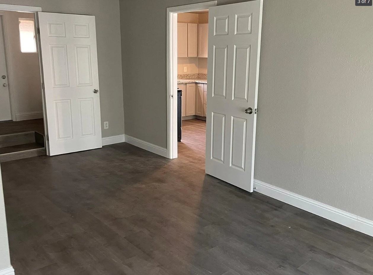 809 Marion St - Photo 6 of 8