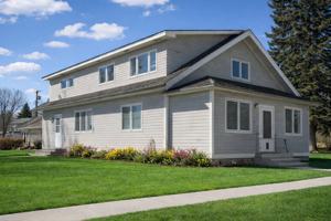 featured image of 1321 Walnut St #2