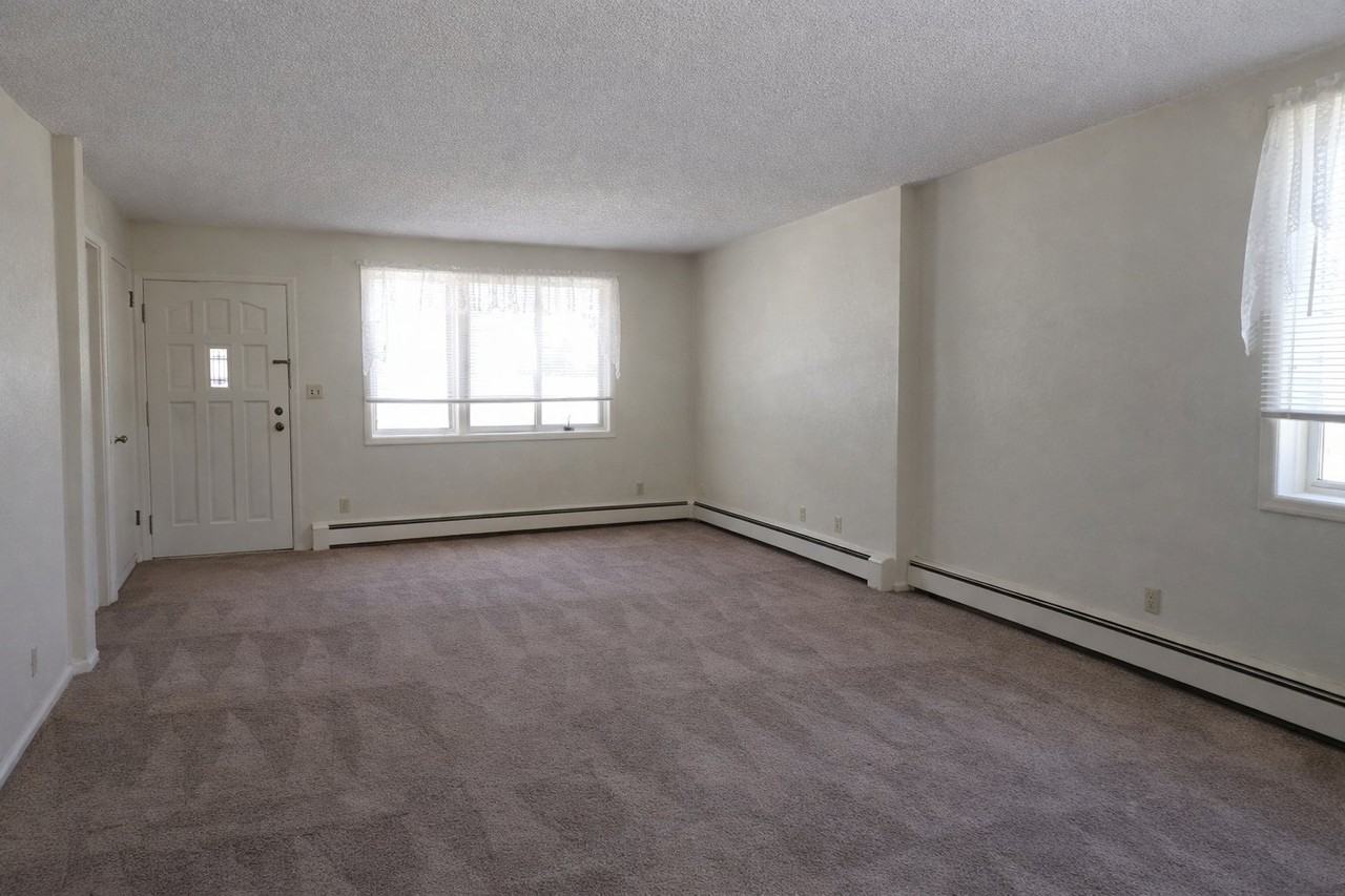 1321 Walnut St #2 - Photo 6 of 38