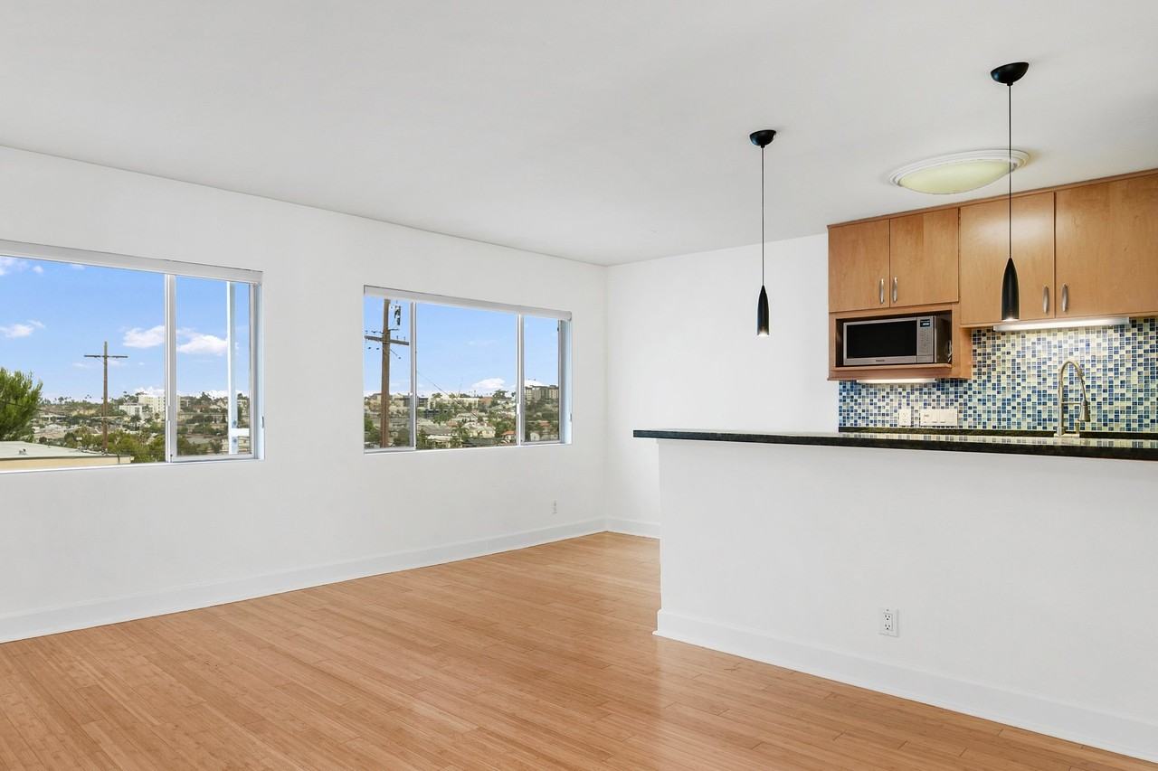 3907 Georgia St #21