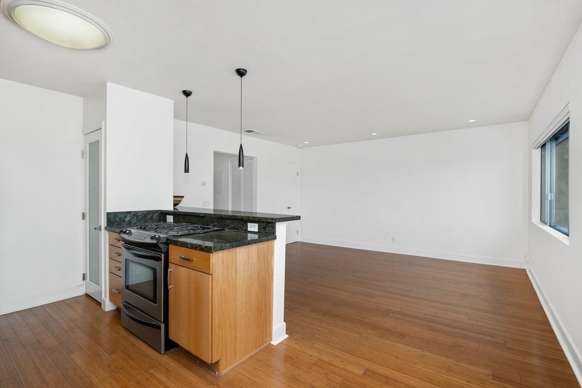 3907 Georgia St #21 - Photo 7 of 15