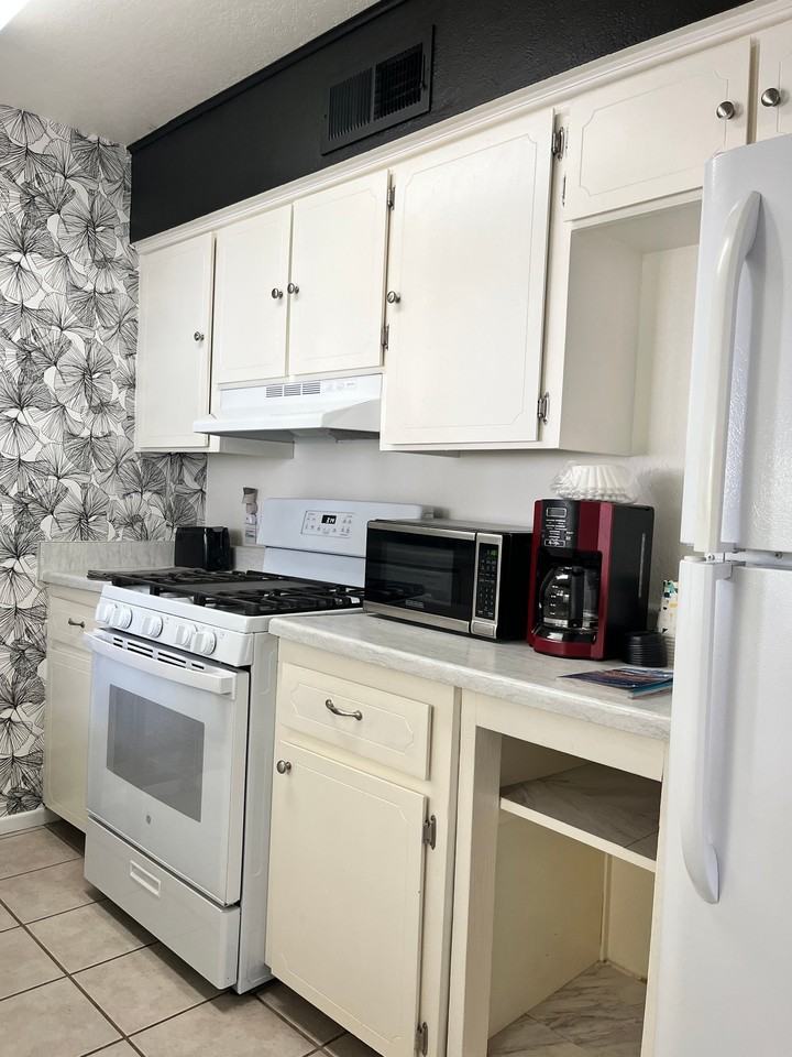 2116 Ashfork Ave - Photo 6 of 15