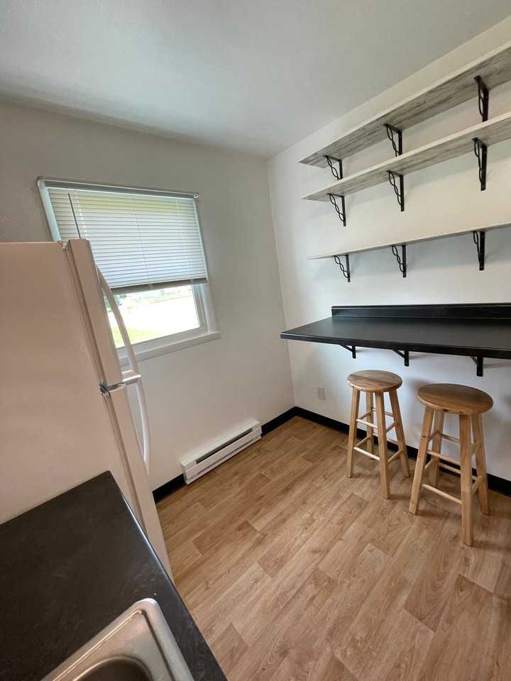 120 Karen St #3 - Photo 4 of 14