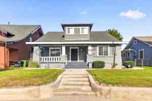 featured image of 4062 S Budlong Ave #MAIN