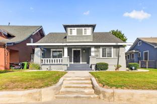 4062 S Budlong Ave #MAIN - Photo 1 of 1