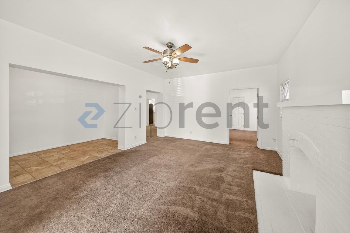 4062 S Budlong Ave #MAIN - Photo 6 of 19