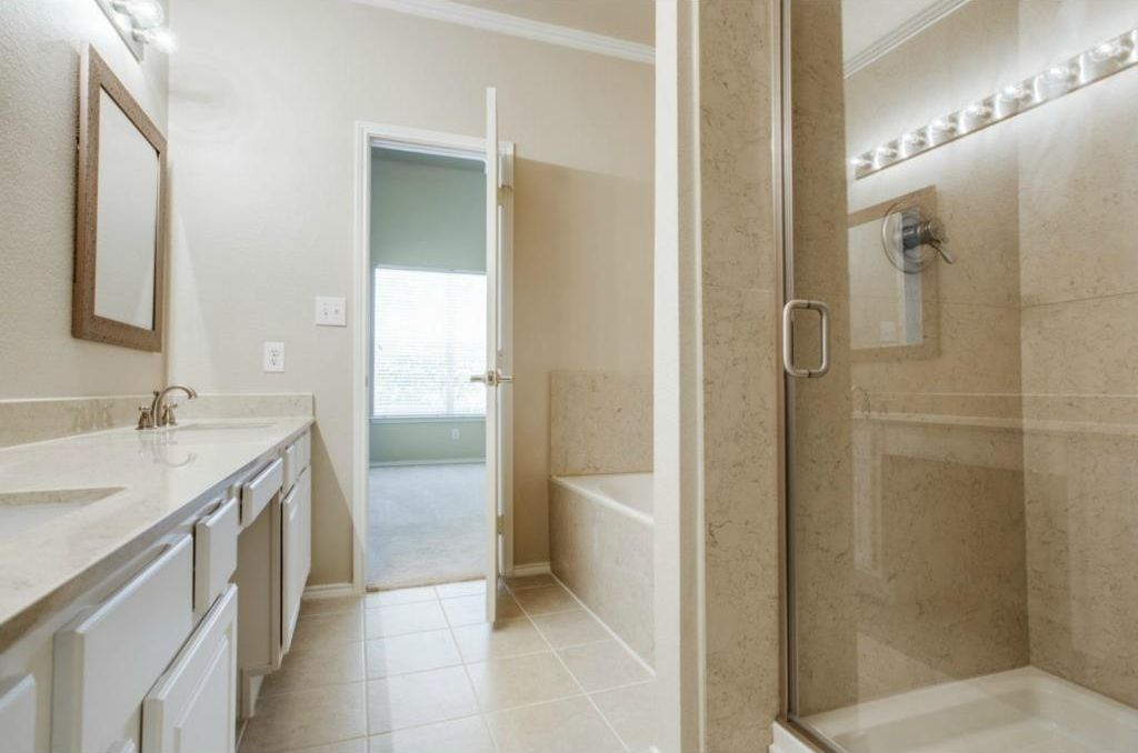 7001 Van Gogh Dr - Photo 4 of 23