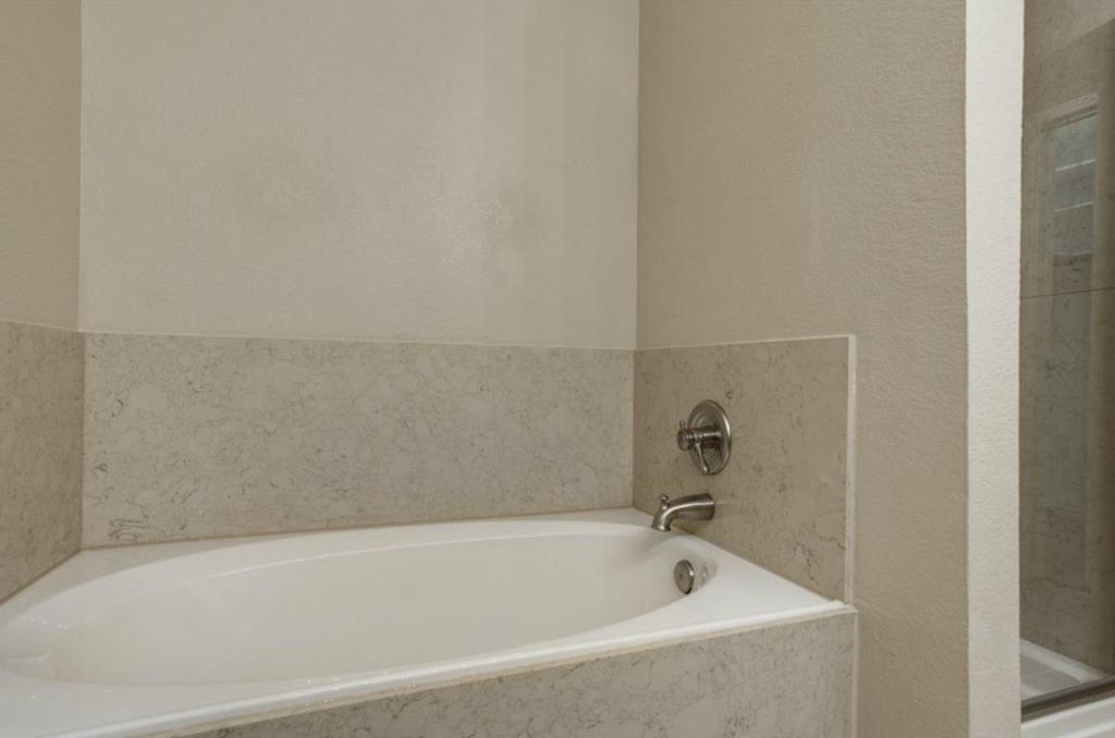 7001 Van Gogh Dr - Photo 5 of 23