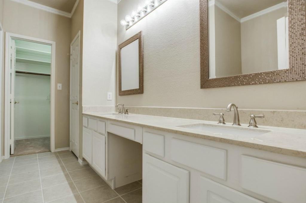 7001 Van Gogh Dr - Photo 6 of 23