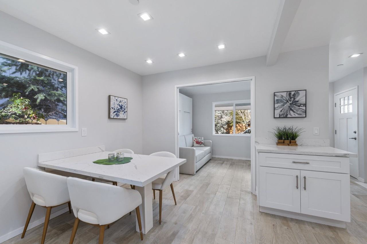 18786 Polley Ln - Photo 3 of 19