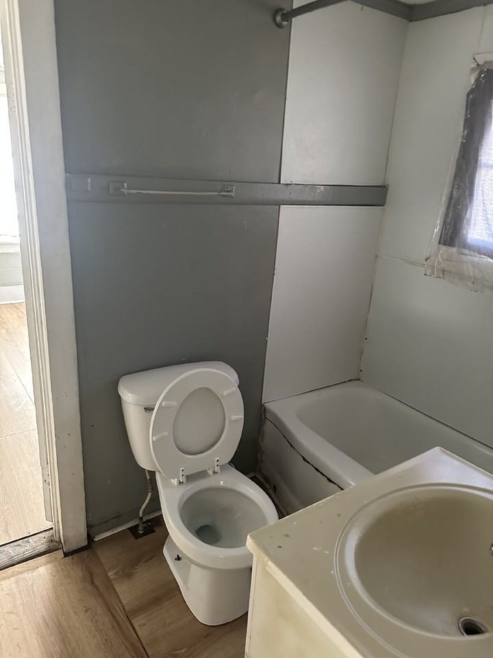 391 Campbell St - Photo 5 of 21