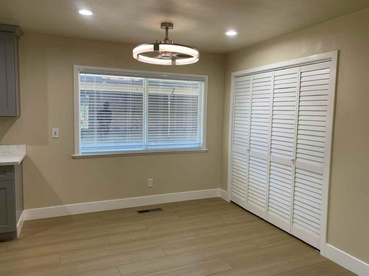 786 Elm Street, Unit 4 - Photo 4 of 10