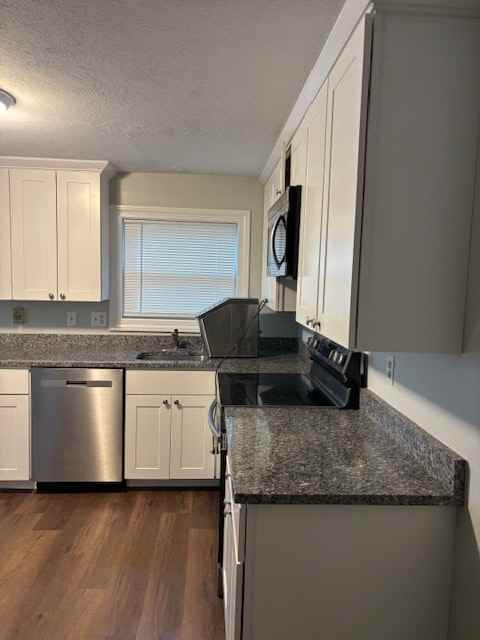 49 West Greenwood Street, Unit 1 - Photo 2 of 7