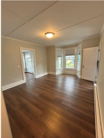 49 West Greenwood Street, Unit 1 - Photo 4 of 7