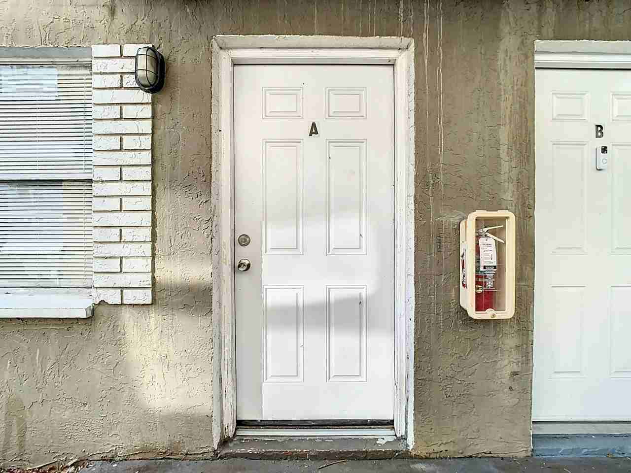 712 East Floribraska Avenue, Unit A - Photo 7 of 13