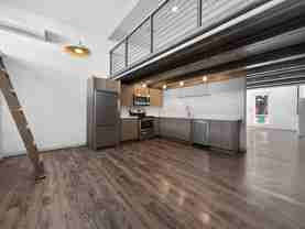 2110 W Dravus St, Seattle - Photo 1 of 1