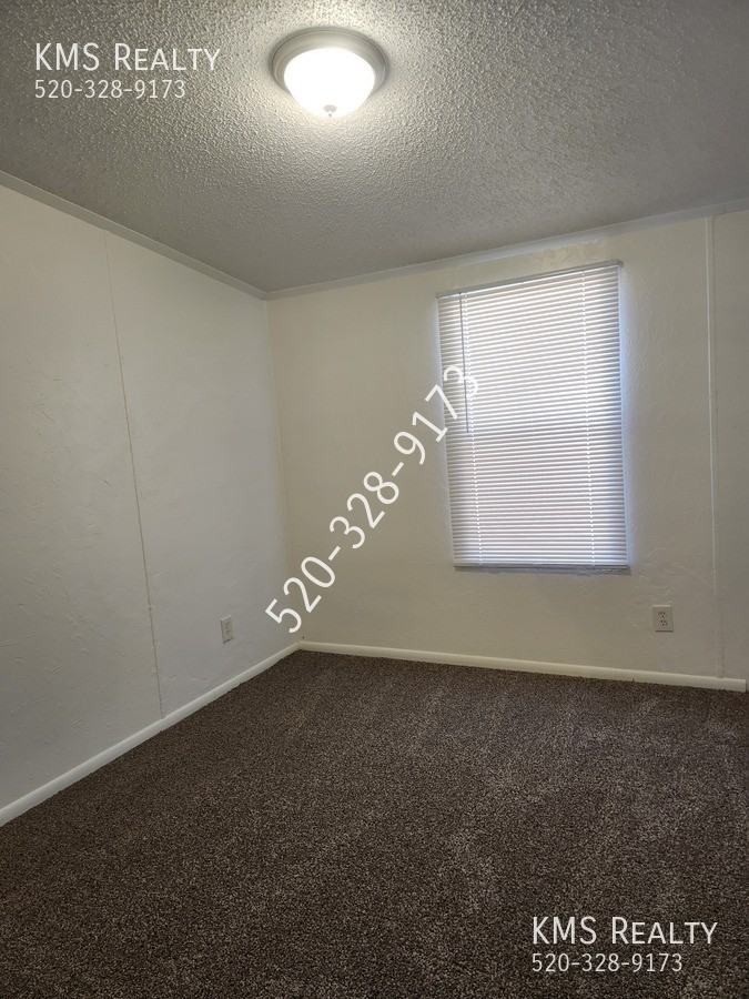 13310 N Flintlock Rd #1 - Photo 4 of 19