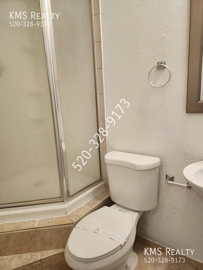 13310 N Flintlock Rd #1 - Photo 6 of 19