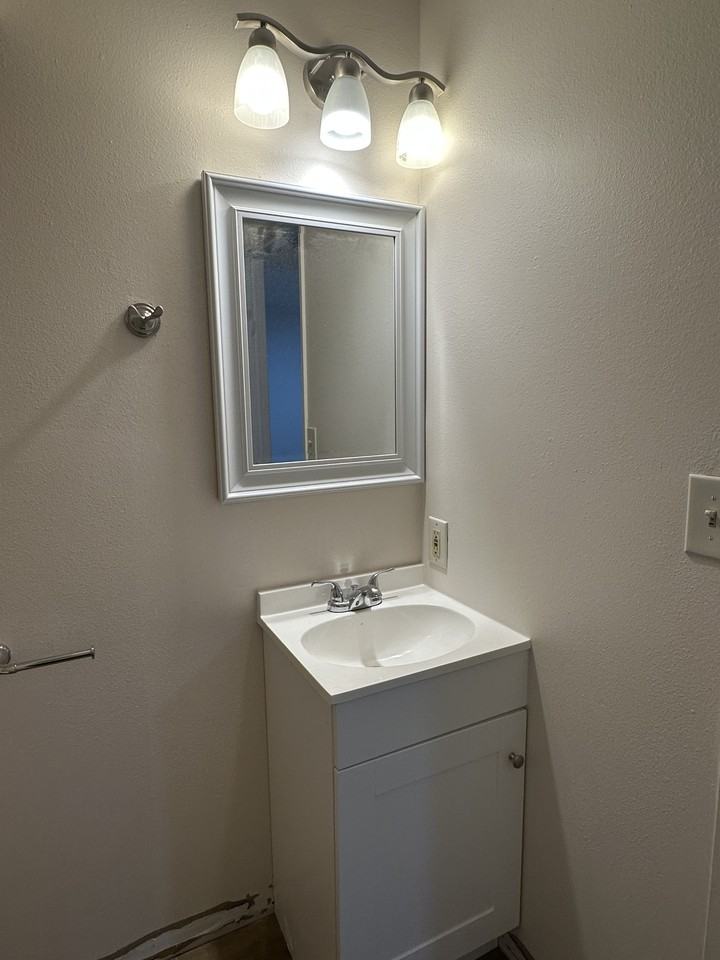 45414 SE North Bend Way - Photo 4 of 10