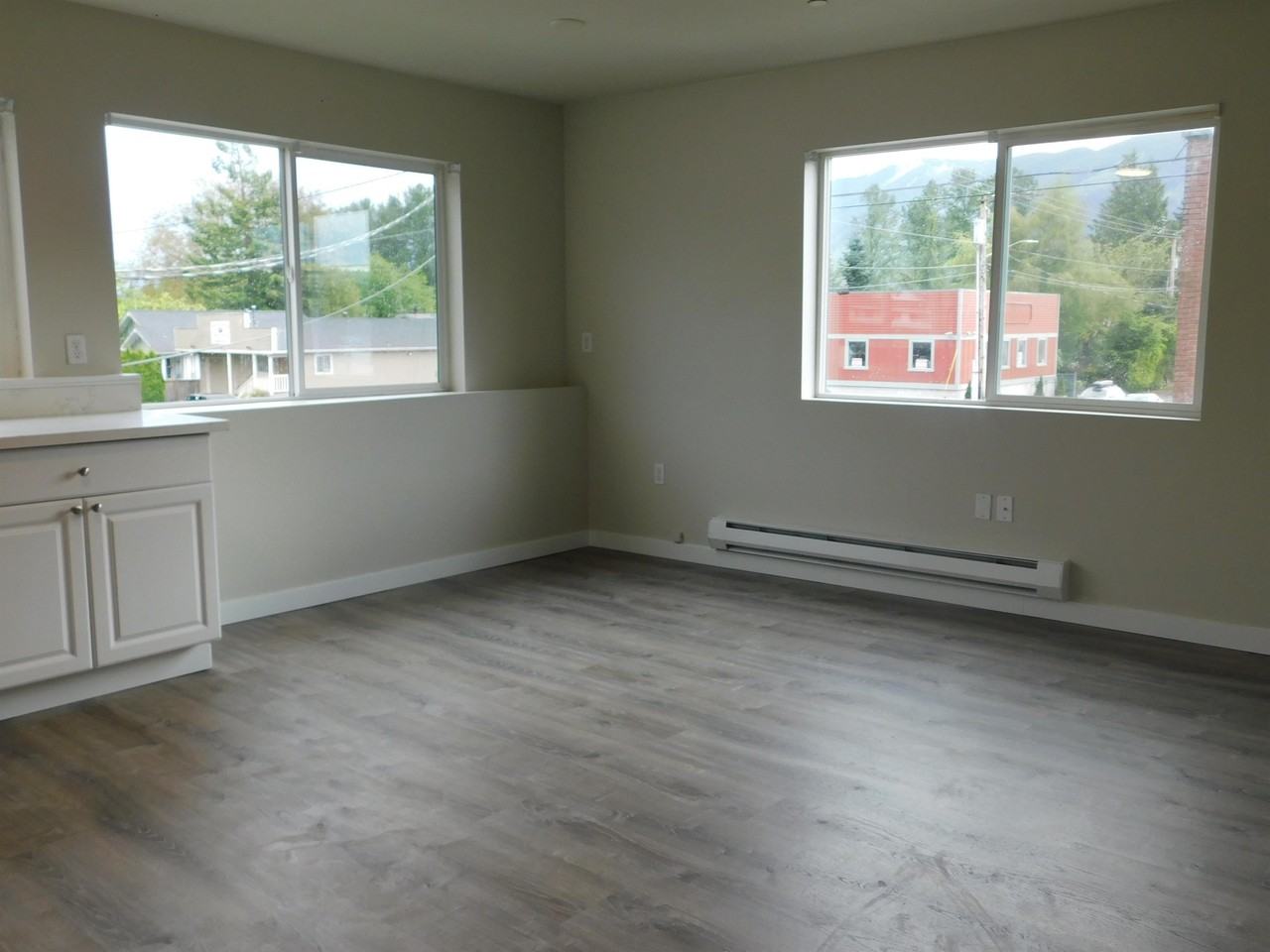 Snoqualmie Apartments - Photo 3 of 15