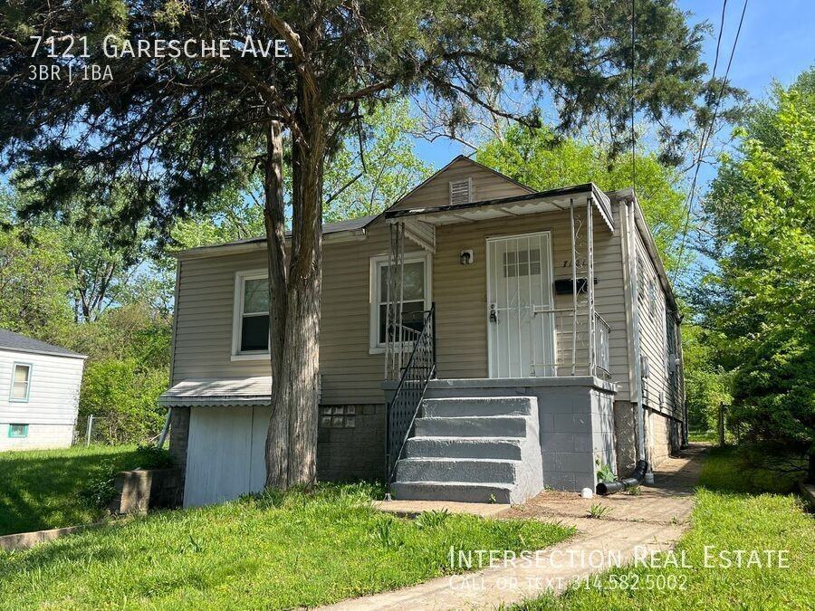 7121 Garesche Ave