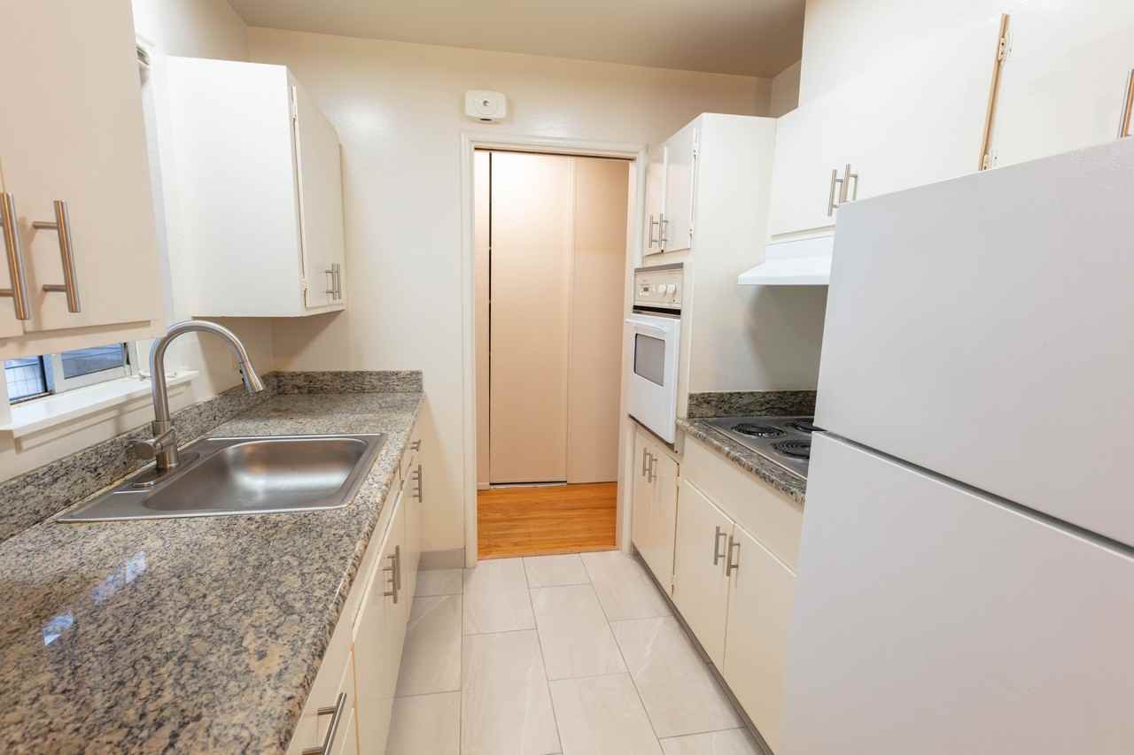 1540 Jackson St #104 - Photo 5 of 14