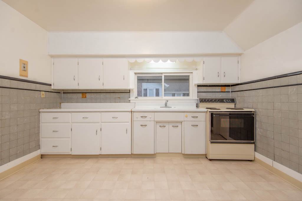 246 Grant Street up - Photo 6 of 10