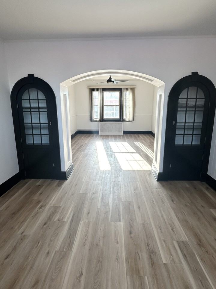 2020 1st Avenue - Photo 3 of 10