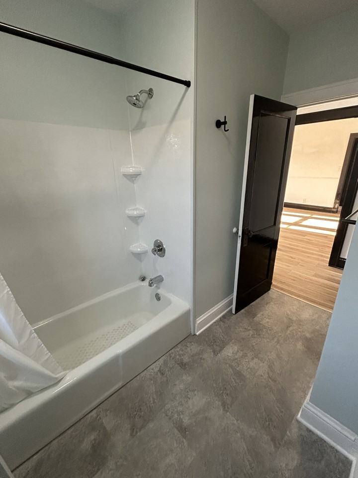 2020 1st Avenue - Photo 6 of 10