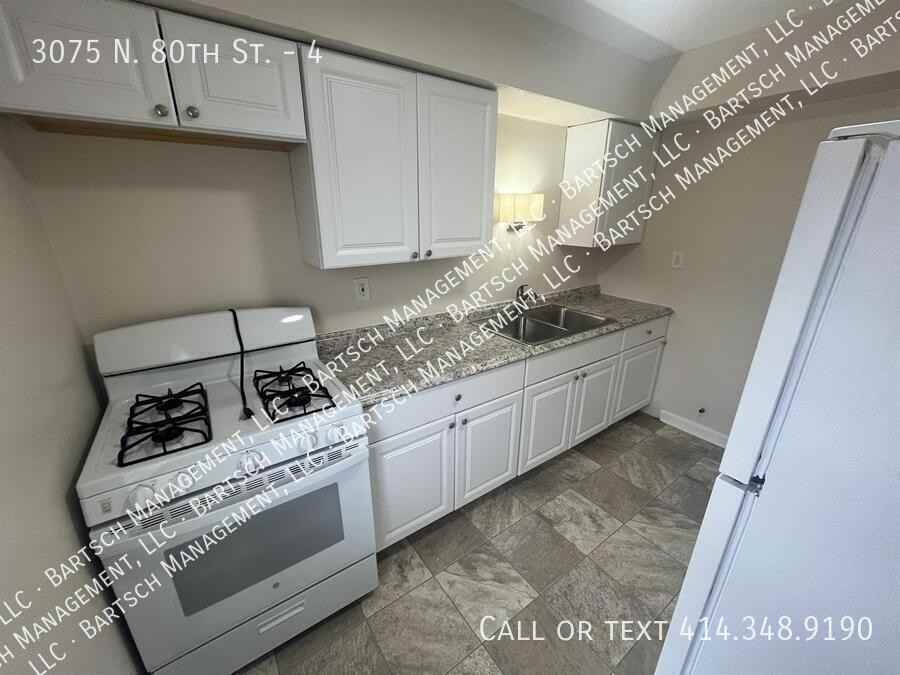 3075 N 80th St #4 - Photo 5 of 8