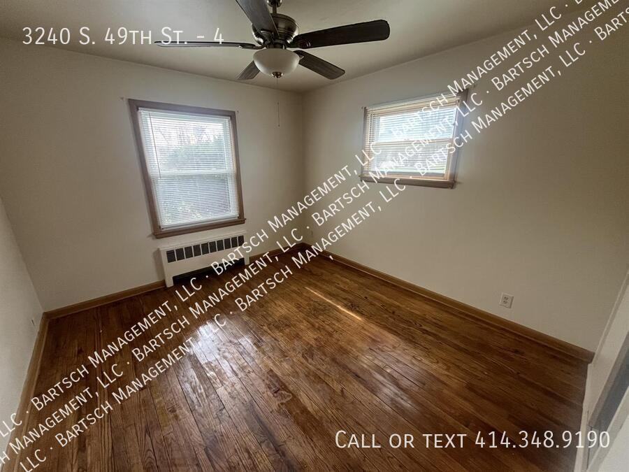 3240 S 49th St #4 - Photo 6 of 6